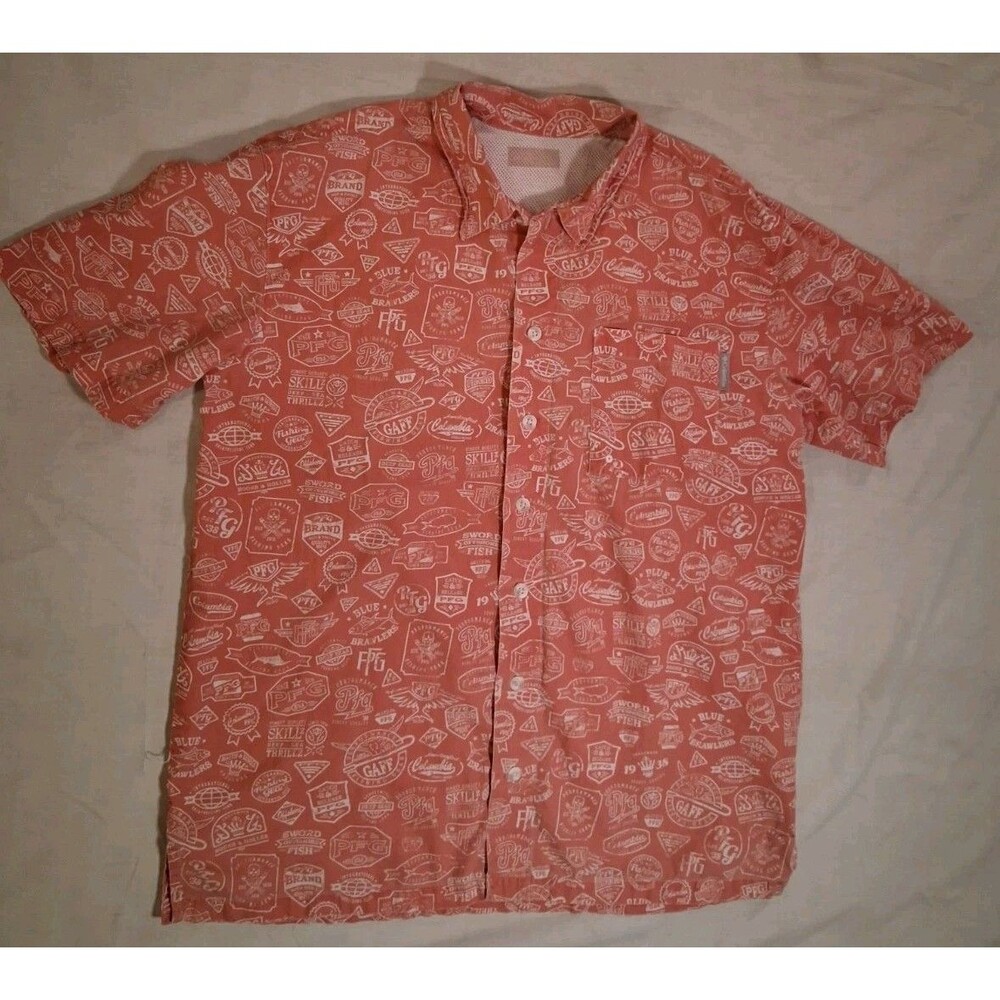 Columbia PFG Short Sleeve Shirt Size Medium Pink Fishing Button Down Vented